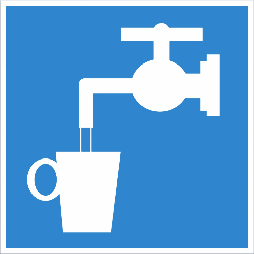 Знак D02 Питьевая вода (200х200)